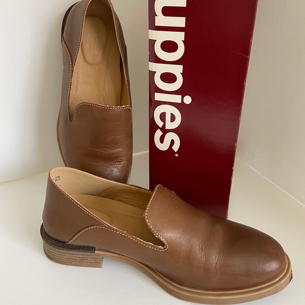 Great condition Hush puppies slip ons